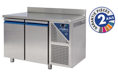 Table réfrigérée positive 0/+10°C - 300 L - 2 portes -  Avec dosseret - Avec groupe logé - TG702-3 - Dalmec