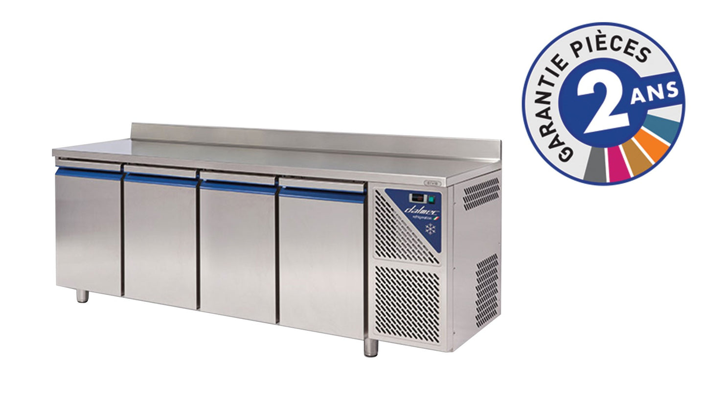 Table réfrigérée positive 0/+10°C - 470 L - Avec dosseret - 4 portes - Avec groupe logé - SN604-3 - Dalmec